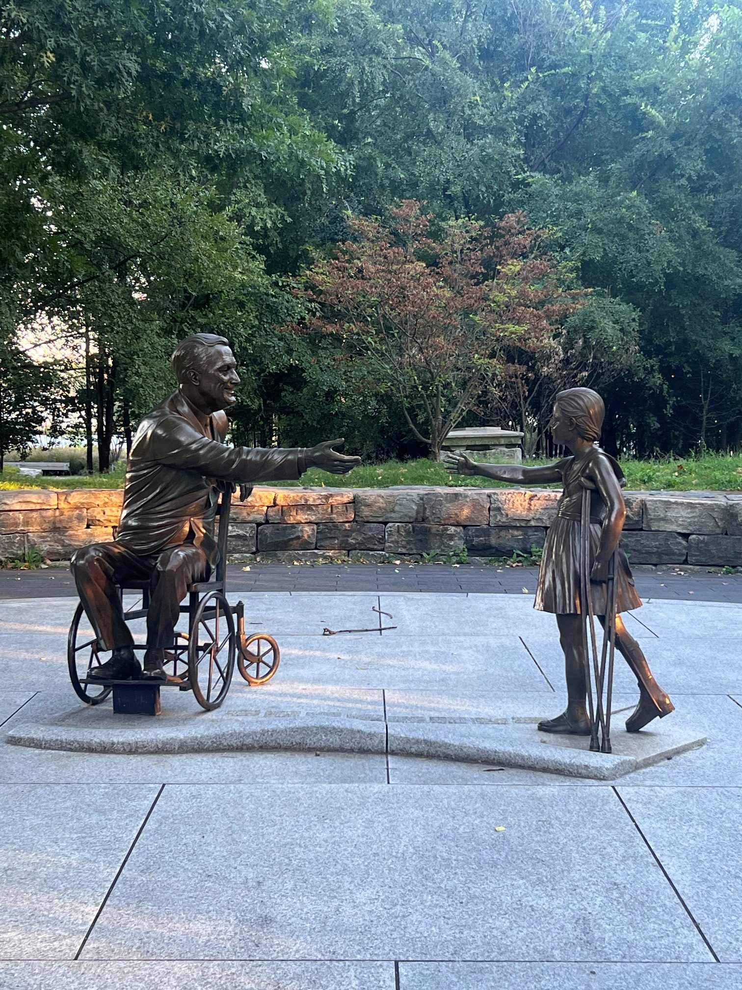 FDR Hope Memorial, New York (by Camilla D'Angelo) - 01.jpeg